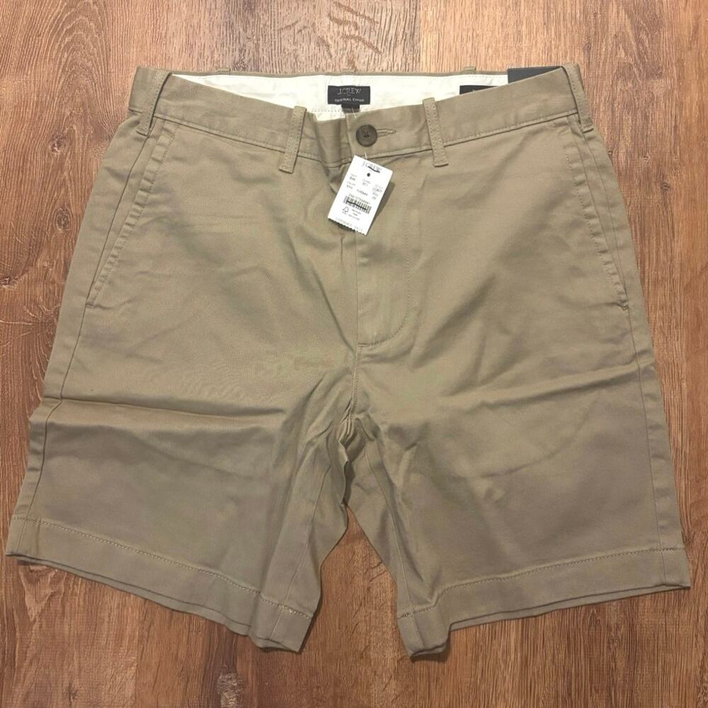 NWT J.Crew Original Flex Chino 7” Khaki Size 29